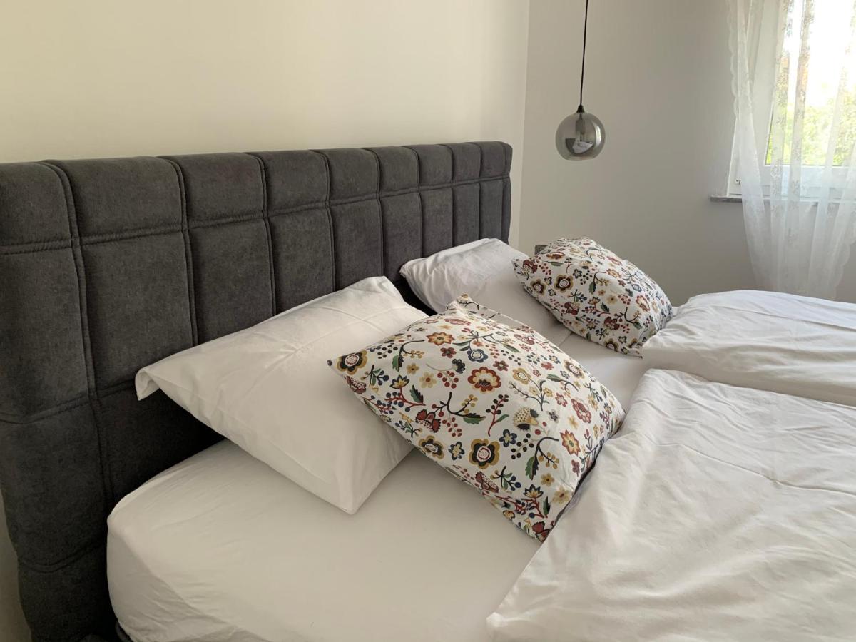 Apartments Luce Trogir Bagian luar foto
