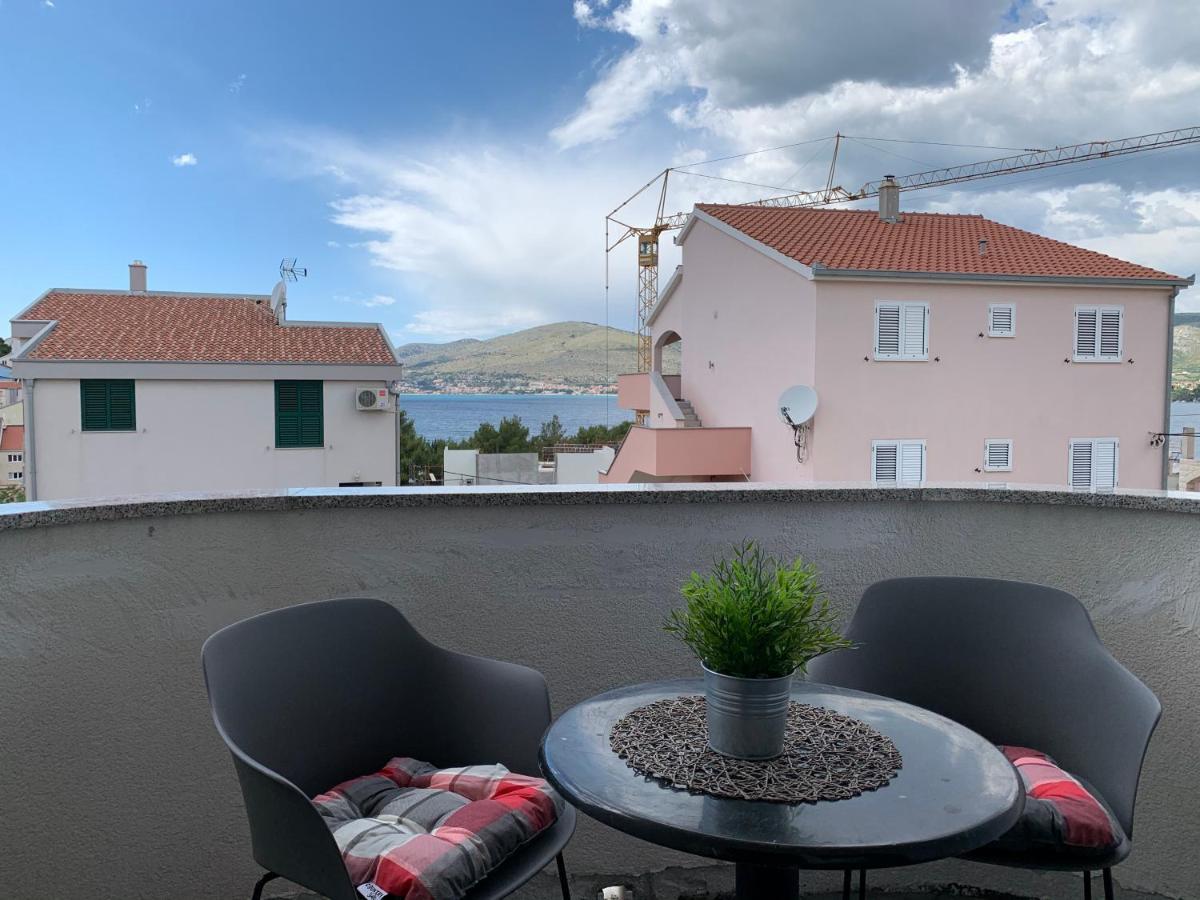 Apartments Luce Trogir Bagian luar foto