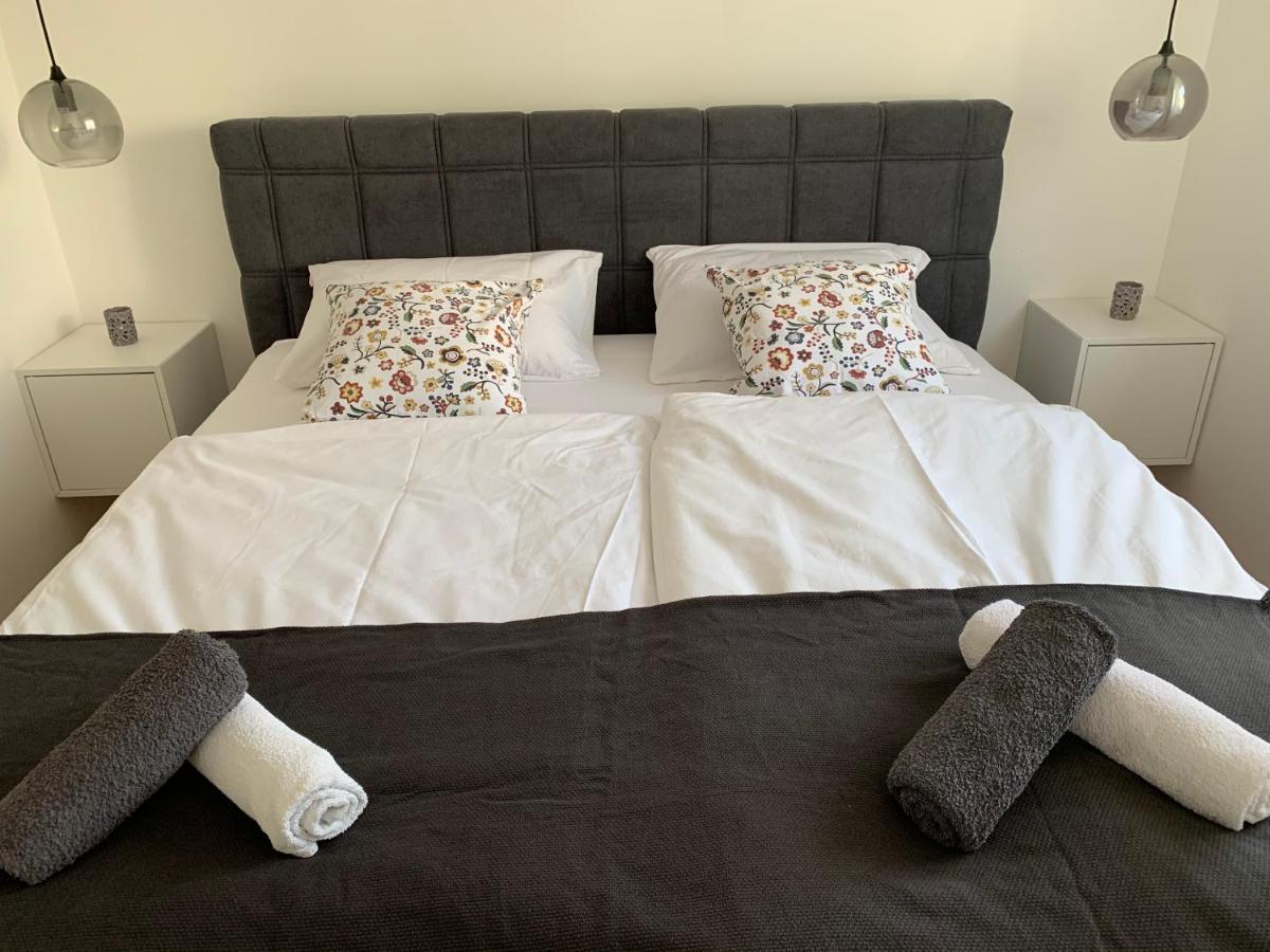 Apartments Luce Trogir Bagian luar foto