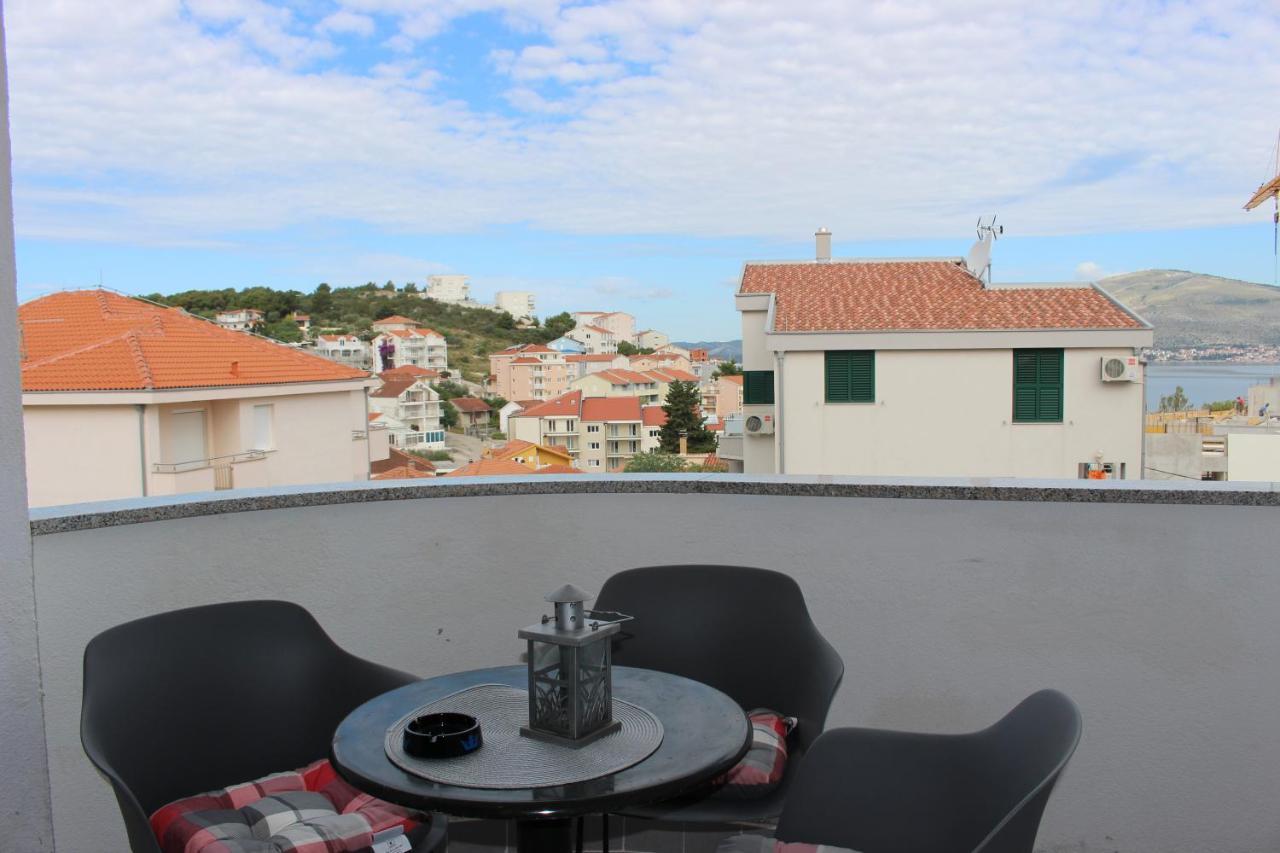 Apartments Luce Trogir Bagian luar foto