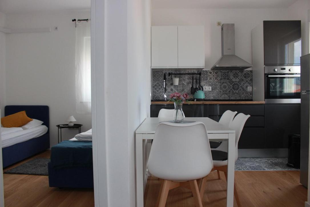 Apartments Luce Trogir Bagian luar foto