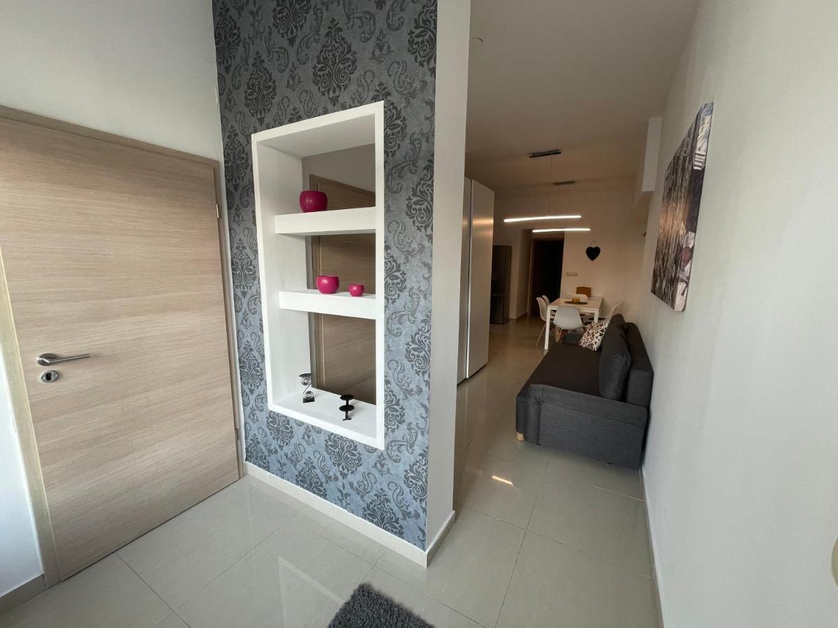 Apartments Luce Trogir Bagian luar foto