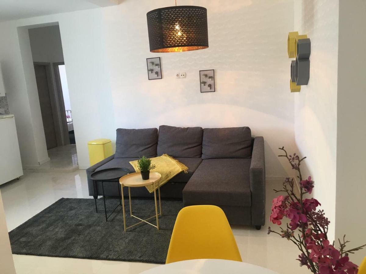 Apartments Luce Trogir Bagian luar foto
